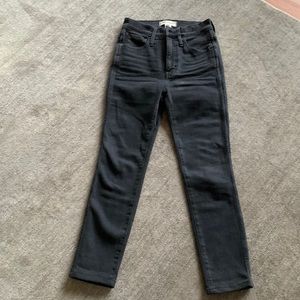 Madewell size 25P dark grey skinny jeans